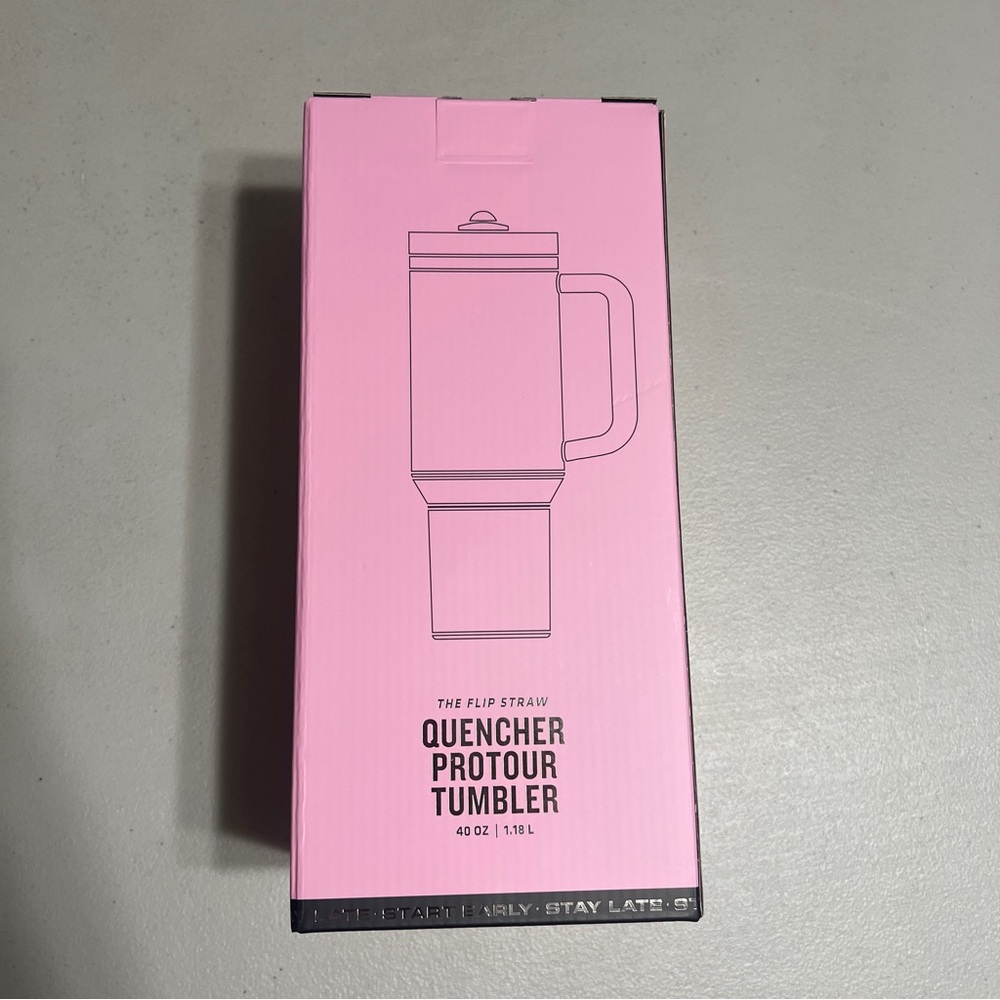 Stanley x Messi Collab Quencher Protour Tumbler - Pink 40oz